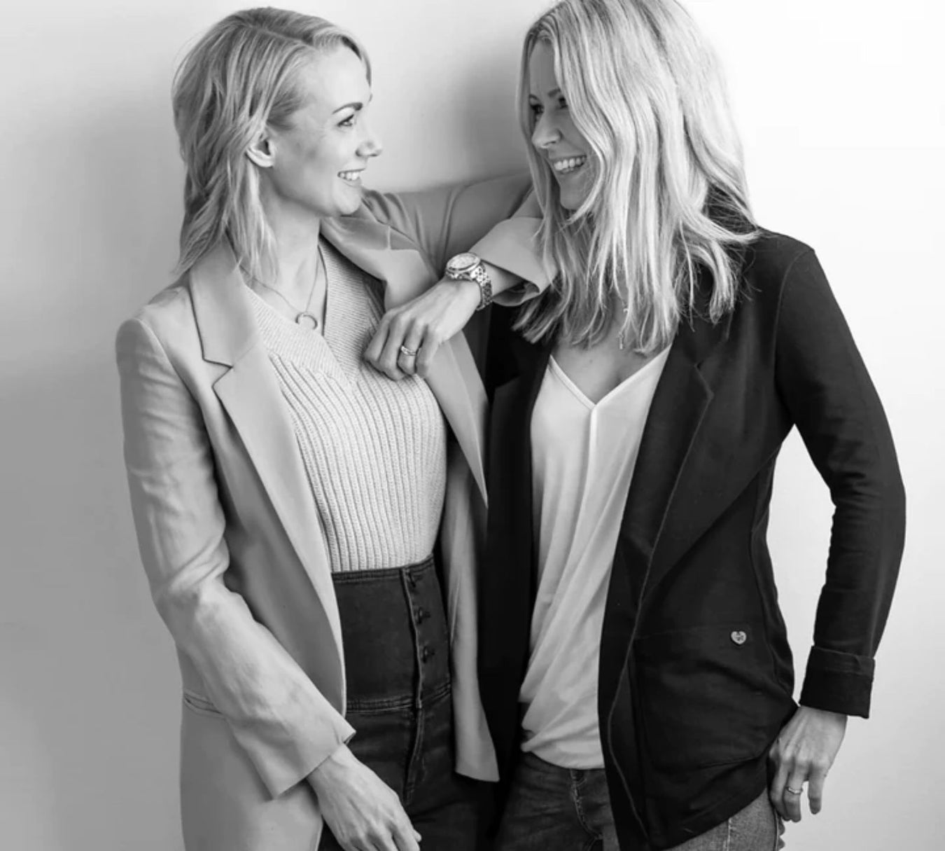 Lola&Lykke's Co-founders: Laura on the left and Kati on the right