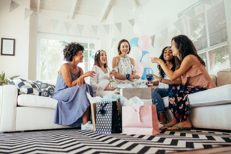 20+ loistavaa lahjaideaa uusille ja odottaville äideille