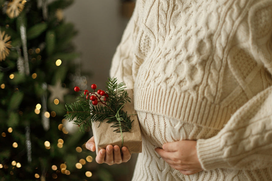 30+ Heartfelt Holiday Gifts for Mum This Christmas